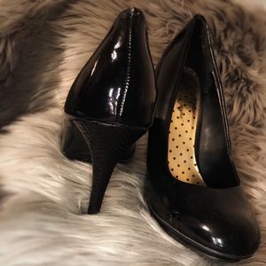 Sarah Jayne heels 🖤🖤🖤🖤🖤🖤🖤